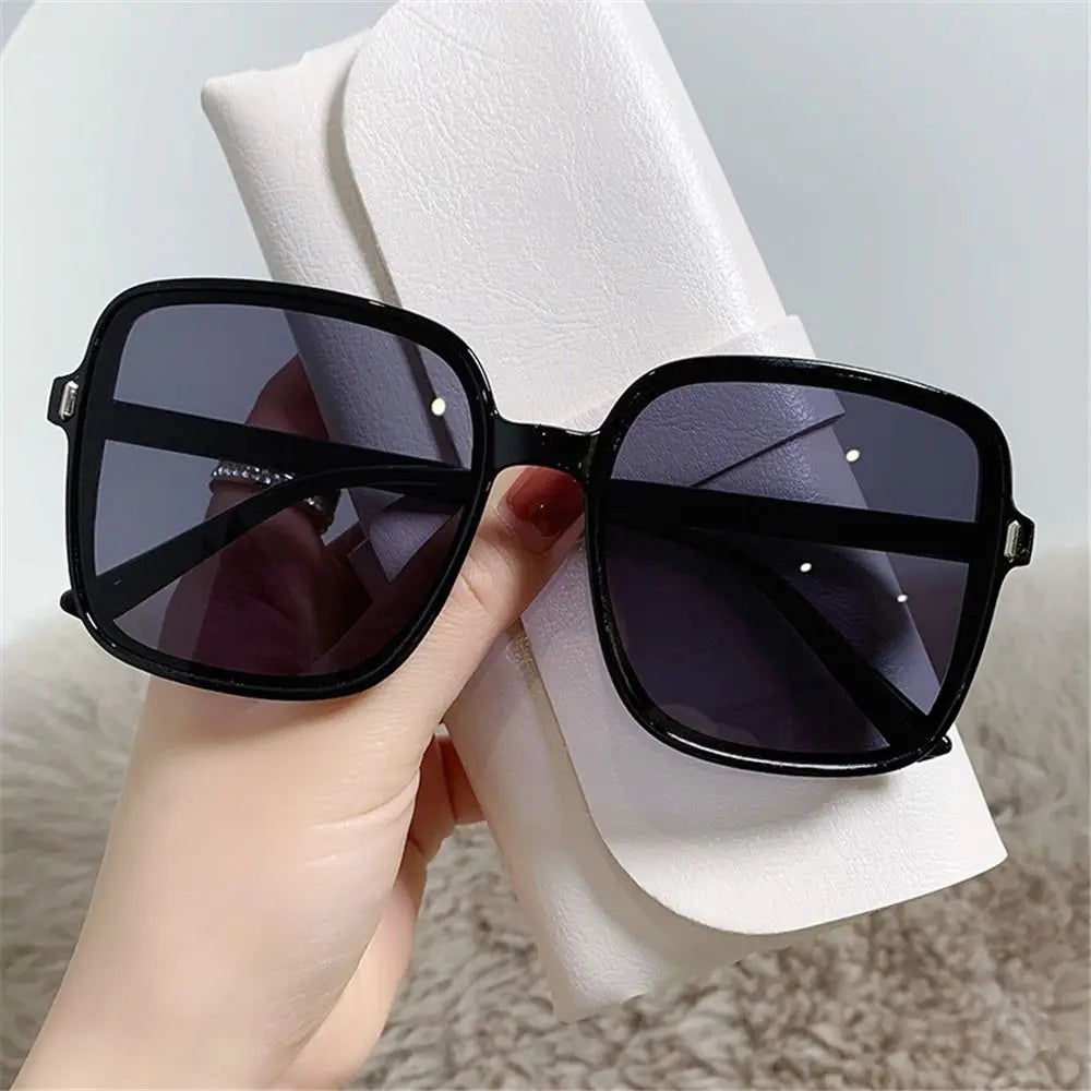 Chic Oversized Vintage Square Sunglasses